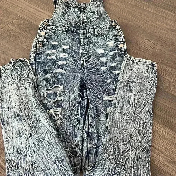 APHRODITE | Destroy wash ripped style overalls - Picture 3 of 11